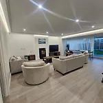 Сasa de vacaciones The Shed - Sea Side Sauna Retreat *