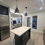 The Shed - Sea Side Sauna Retreat