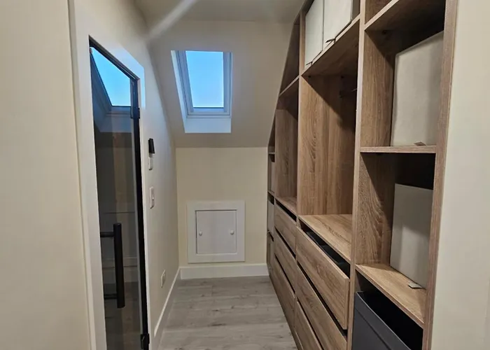 The Shed - Sea Side Sauna Retreat *